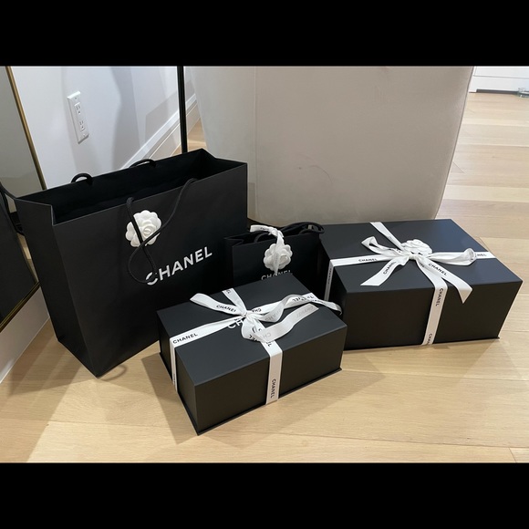 Chanel Small Classic Flap & Classic Cardholder - Picture 15 of 15